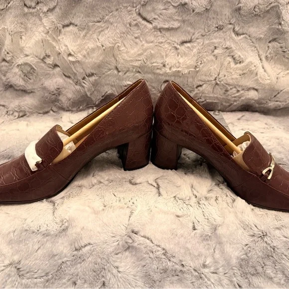 Naturalizer Wynrie Merlot (dark brown/burgundy) Croc Bit Block Heel Pump 8.5M - Picture 6 of 12